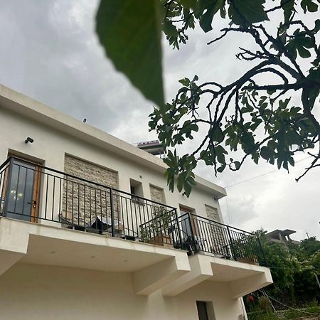 Guest House Lengo Gjirokaster Luaran gambar