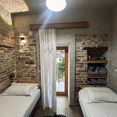 Guest House Lengo Gjirokaster Luaran gambar