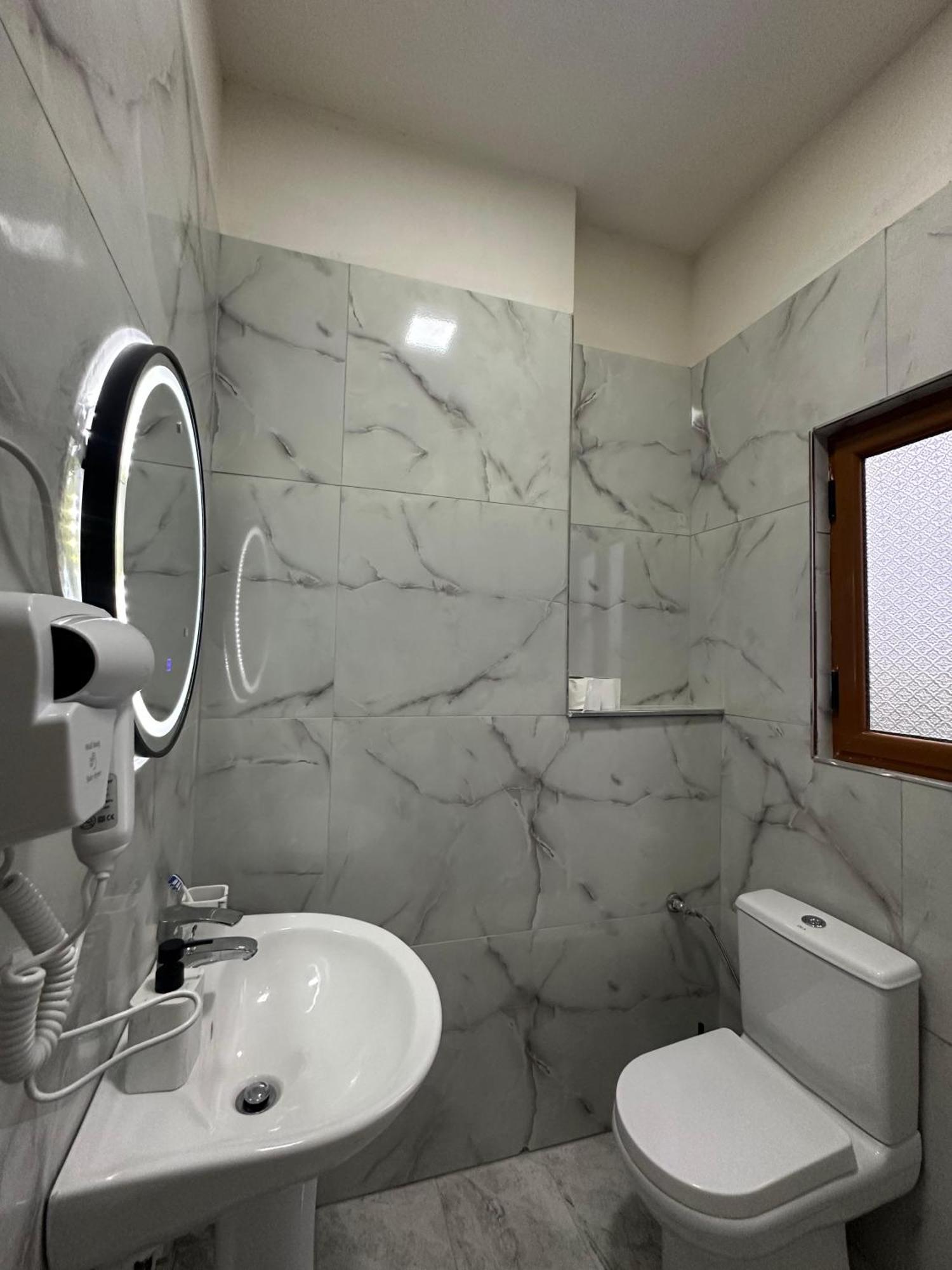 Guest House Lengo Gjirokaster Luaran gambar